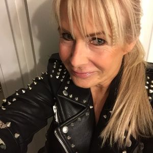 Meet your Posher, Linda